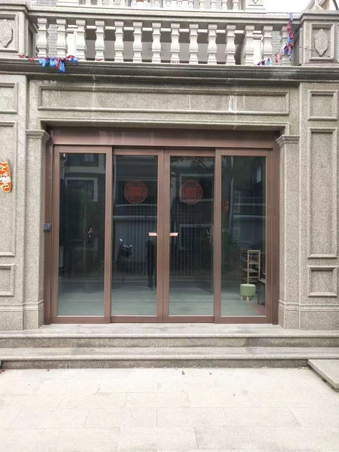 常州市玻璃伸缩门